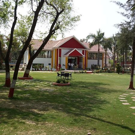 Sanjay Motels I Pvt Ltd Pura Raghunath Экстерьер фото